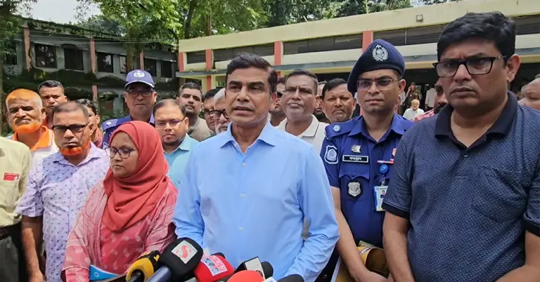 পানিসম্পদ প্রতিমন্ত্রী ফরহাদ হোসেন আজাদ